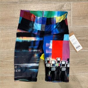 Niyama Sol Biker Shorts VIBE HIGHER size Medium M. NWT